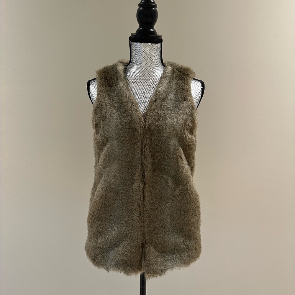 Talula faux fur vest